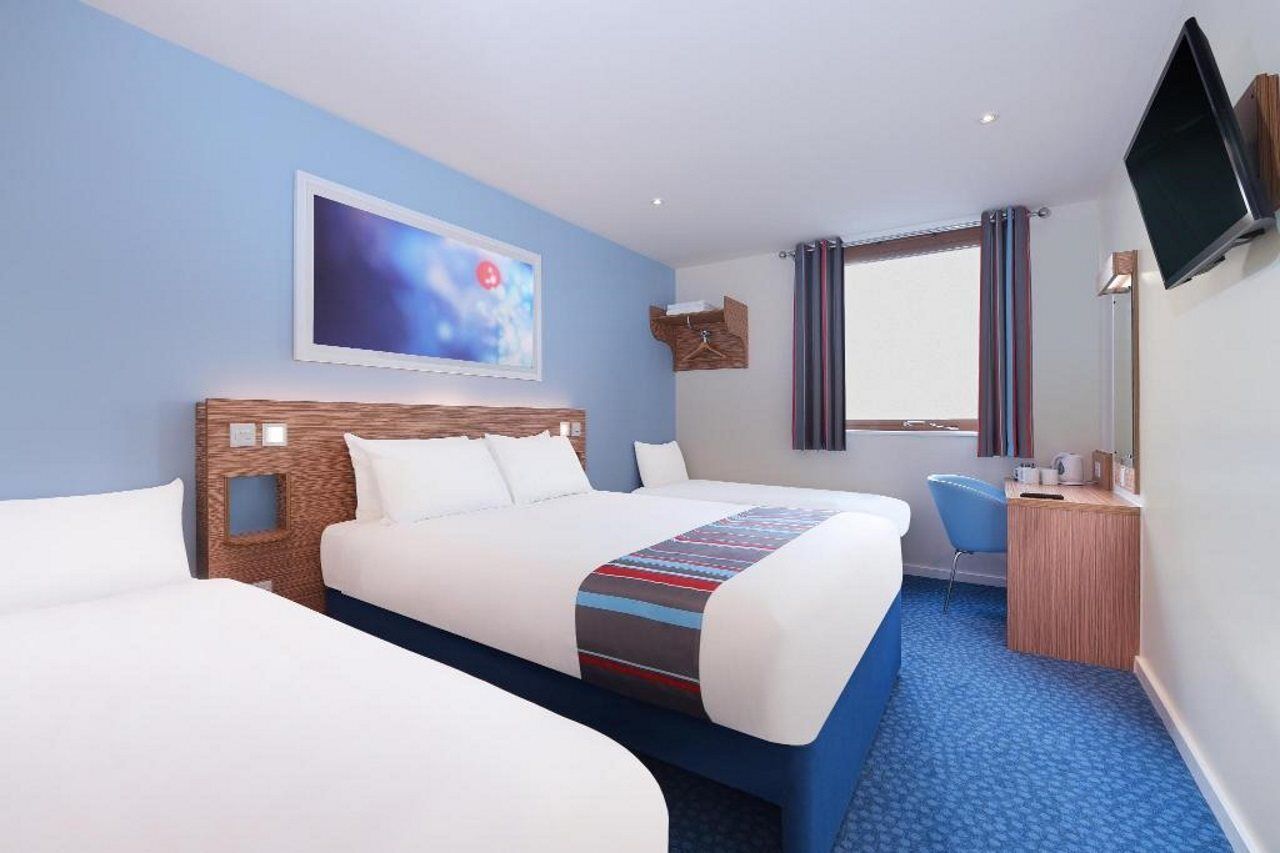 Travelodge Cardiff Central Queen Street Exteriér fotografie